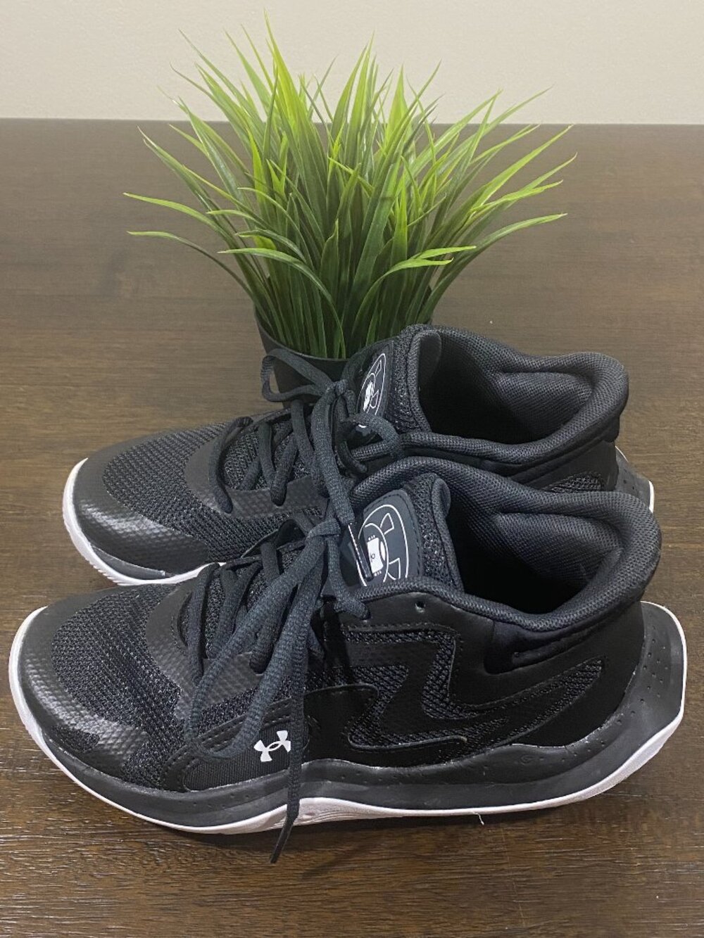 Under Armour Jet '25 Basketball Shoes - Youth Size 4.5 (Big Kid)